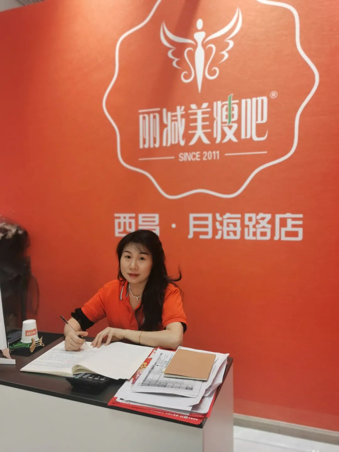 1714276769698412.jpg 0c4ce3a2d69cd1058f157a8025e972c4.jpg