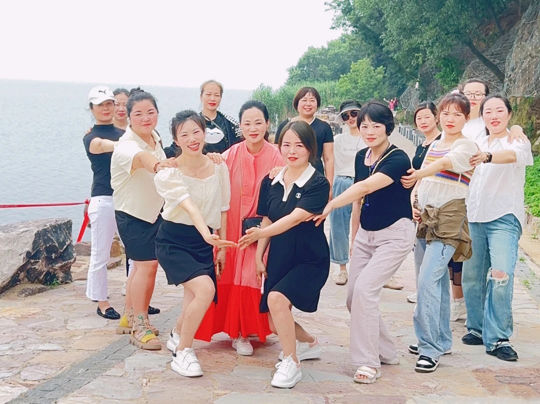 丽减美瘦吧坐拥三家百万店铺，家庭主妇逆袭事业女王