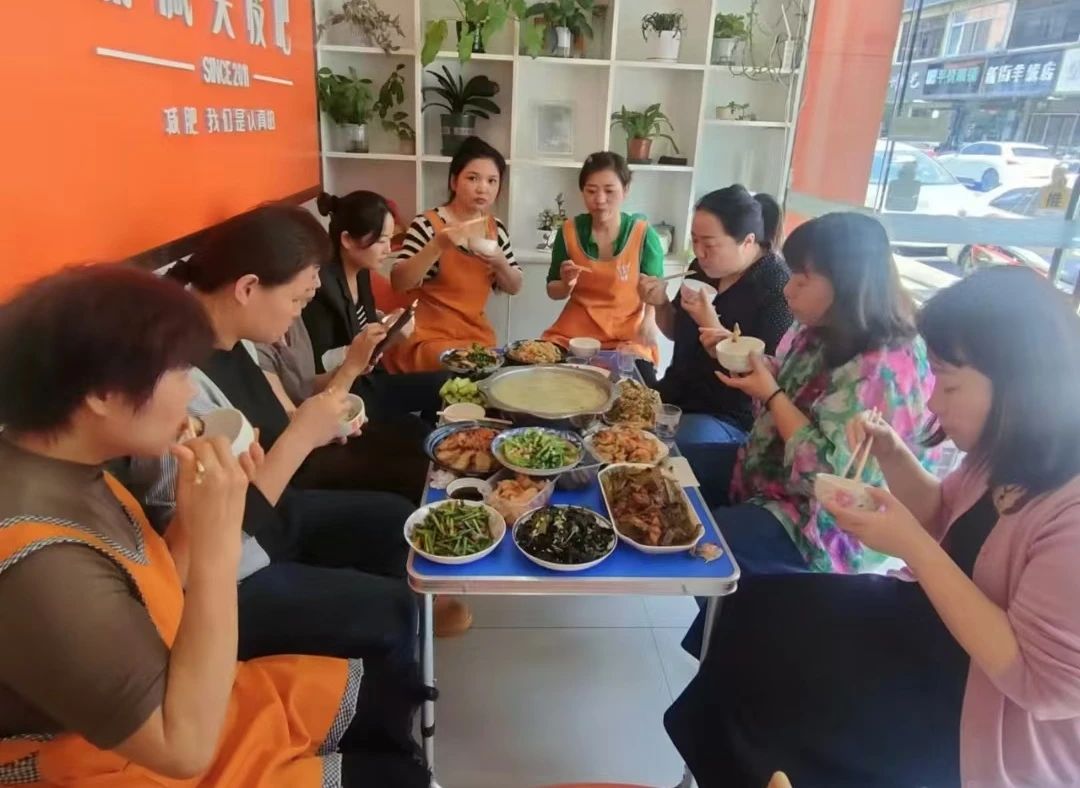 1730441954274850.jpg 一杯豆浆一个毛鸡蛋,开启丽减美瘦吧百万店长传奇